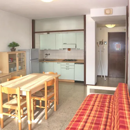 Luna Линьяно-Саббьядоро